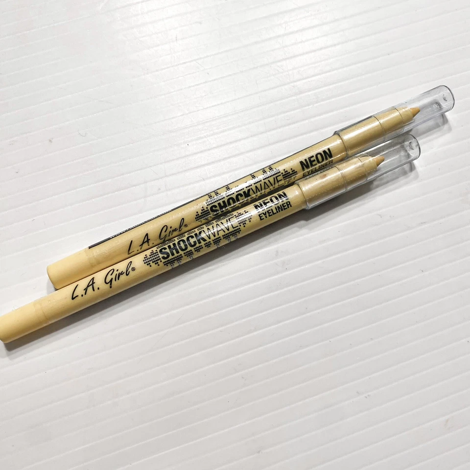 L.a. Girl Shockwave Neon Eyeliner - Screamin'