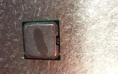 Intel P4 Cache 512KB 400MHz 2.0GHz CPU Processor SL6PK Socket 478-Pin Pentium-4  - Image 1 of 2