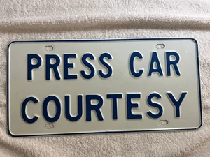 Vintage PRESS CAR COURTESY License Plate - Picture 1 of 1