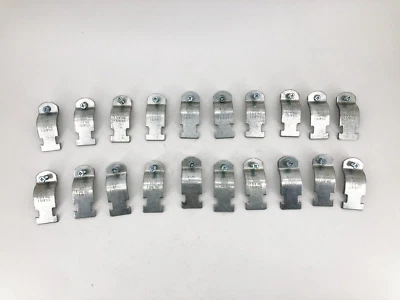 Lot of 20 New Cooper B-Line B2011PAZN Conduit Clamps 1-1/4" RGD 1-5/8 - Image 1 of 4