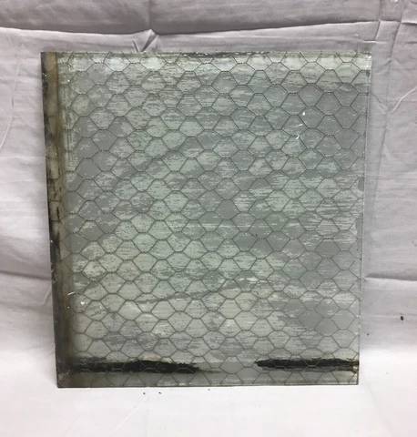 1 Piece Vintage 13x14 Industrial Chicken Wire Safety Security Glass Old 574-23B Cover