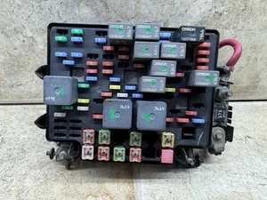 03-05 Chevy Silverado/GMC Sierra LB7/LLY DURAMAX CAJA DE FUSIBLES 15177120-02 - Imagen 1 de 11