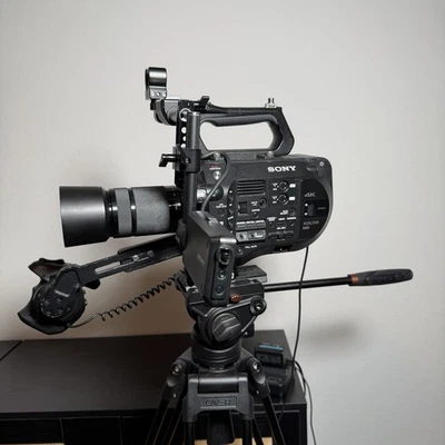 Sony PXW-FS7 Camcorder Camera Bundle - LCD Monitor, Grip Arm,  Lens & XQD card - Image 1 of 4