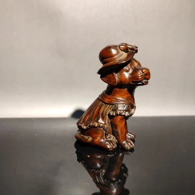 Bonita pequeña talla hermosa hija niña estatuilla perro Pomerania escultura Foto 1 de 4