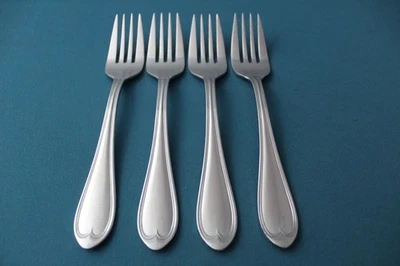 4 tenedores de ensalada Reed & Barton Select hilo ovalado 175 aniversario 7" Foto 1 de 4