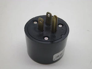 NEW COOPER 1264-BOX TRAILER ADAPTER 2-POLE 3-WIRE GROUNDING - Picture 1 of 6
