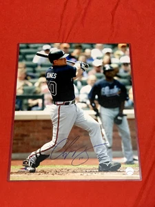 FOTO FIRMADA AUTOGRAFIADA POR CHIPPER JONES 16X20 ATLANTA BRAVES #3 CERTIFICADO DE AUTENTICIDAD - Imagen 1 de 1