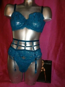 Victorias Secret Very Sexy 4PC SET TEAL UNLINED DEMI, GARTERBELT,THONG &stocking - Picture 1 of 8