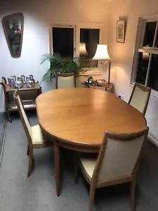 This Stunning Late 1960’s G Plan Extending Dining Table and 4 G Plan Chairs. - Picture 1 of 11