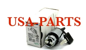 New Schneider Electric ZB4BG6 Key Switch Selector Head - Picture 1 of 3