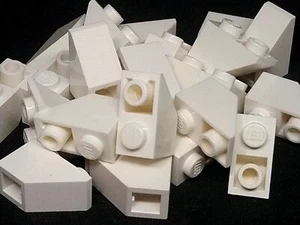 Lego pendiente invertida 45° 2x1 (agujero ancho) [3665] blanco x24 - Imagen 1 de 4