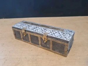 VINTAGE INDIAN TABLE TRINKET JEWELLERY BOX - Picture 1 of 20
