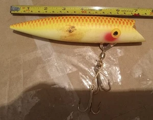 Vintage Gold Star Fishing Lure 8139 7 Inch - Picture 1 of 4