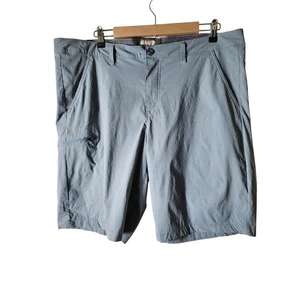 WETTERFESTE graublaue Nylon Utility Active 11" Schrittlänge Shorts Gr. 40 - Bild 1 von 8