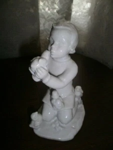 Vintage Rosenthal Mädchen mit Küken - Bild 1 von 6