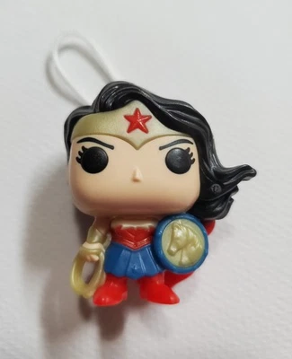 Edição Limitada Kinder Joy Brinquedo Colecionável Funko DC Series Estatueta Mulher Maravilha - Imagem 1 de 2