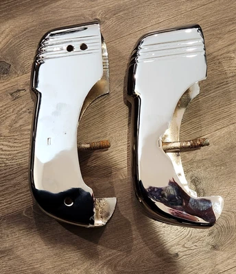 UN PAR DE PROTECTORES DE PARACHOQUES TRASEROS BUICK NUEVOS CROMADOS 1946 A 1948 TODAS LAS SERIES., Foto 1 de 3