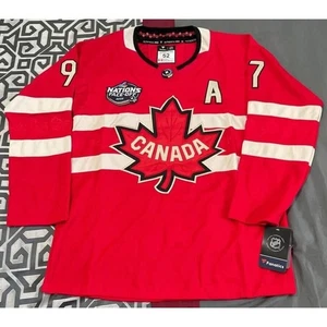 Camiseta deportiva del equipo Canadá 4 naciones cara a cara de hockey Connor McDavid #97 56 XXL roja nueva con etiquetas - Imagen 1 de 3