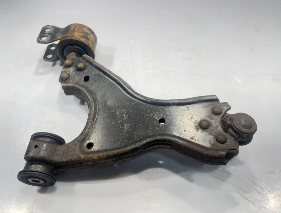 2007-2017 GMC ACADIA FRONT LEFT LOWER CONTROL ARM GENUINE OEM USED GM PART - Image 1 of 4