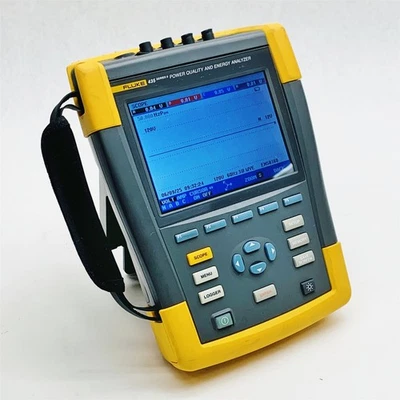Analizador de energía y calidad de energía Fluke 435 Serie II con batería y tarjeta SD de 4 GB Foto 1 de 4