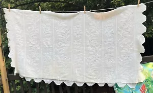 Copertura letto all'uncinetto vintage fatta a mano coperta rete a righe floreali pizzo aperto - Foto 1 di 11