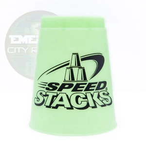 Tazas Speed Stacks x1 TAZA DE REPUESTO Verde Brilla en la Oscuridad | ¡Oficial WSSA! - Imagen 1 de 12