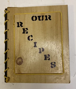 Vtg Handmade Wooden Cover For Family Recipes Cookbook - Unique - Bild 1 von 6