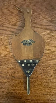 Vintage USA Eagle Fireplace Bellows – Wood & Leather Hearth Decor – Working - Image 1 of 4