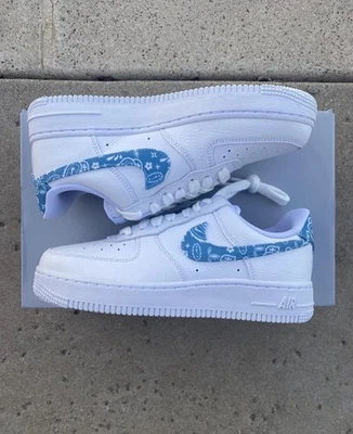 New Nike Air Force 1 Low '07 Essential Blue Paisley W Sz 10/ M Sz 8.5 DH4406-100 - Image 1 of 4