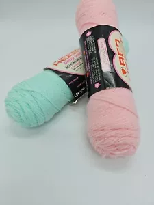 2 VTG Red Heart Baby Acrylic Yarn 680 PASTEL GREEN/LIGHT PINK 2 oz 3 PLY - Picture 1 of 11