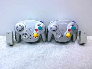 Juego de 2 controladores inalámbricos WaveBird limpios y reparados - Imagen 1 de 10