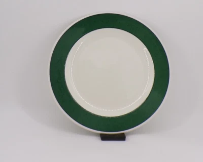 Vintage c1990s Churchhill China Grasmere Pattern 9.5" Green/White Plate - Image 1 of 4