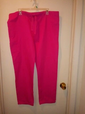 Pantalones UAScrubs para mujer rosa mediano Foto 1 de 4