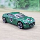 Hot Wheels Aston Martin V8 Vantage Speed Machine Diecast Model 1/64 (34) Ex. Con