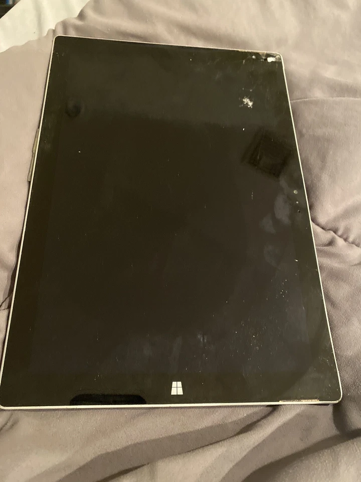 surface pro 3 - Image 1 of 1