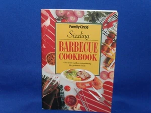 SIZZLING BARBECUE COOKBOOK JACKI PASSMORE FAMILY CIRCLE - SC - MINI - Picture 1 of 3
