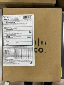 Cisco IE-2000-4S-TS-G-L Industrial Network Switch Managed - Afbeelding 1 van 4