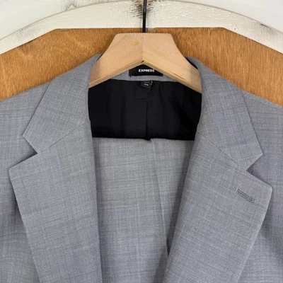 Terno Express Masculino 42S Cinza 2 Botões Ajuste Clássico Calça Sólida 36x26 Frente Plana - Imagem 1 de 4