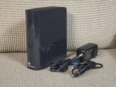 WD Elements Desktop External Hard Drive 8TB USB HDD - Image 1 of 4