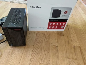Asustor AS5402T 2 Bay NAS Storage, Quad-Core 2.0GHz CPU, 4xM.2 NVMe SSD Slots, - Zdjęcie 1 z 3