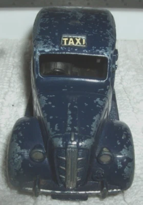 DINKY VINTAGE (RARE) MODEL  (AUSTIN TAXI (FX3) MODEL) CAT No 40h/USED CONDITION - Image 1 of 4