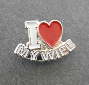 I LOVE HEART MY WOMAN U NOVEDAD SOLAPA PIN INSIGNIA 1/2 PULGADA - Imagen 1 de 2