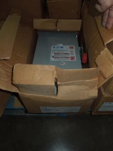 Eaton DH363URK Heavy Duty Non-Fusible Safety Switch 100A 3W 600V Type 3R Encl - Picture 1 of 5