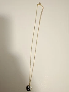 Smiley Face Pendant Necklace For Teen Girls In Black And White,yellow , White - Picture 1 of 9