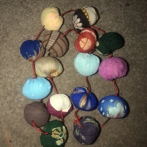 Fabric NECKLACES / Sari Silk HAND MADE SILK/Multi Coloured - Picture 1 of 10