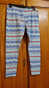 No Boundaries XL Juniors 15/17 Yoga Pants Christmas Winter 30.5 Inseam (B8) - Picture 1 of 2