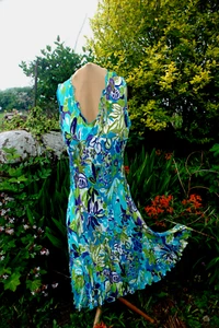 EAST,DRESS,SZ 14/16,18,TURQUIOSE,PURPLE,BLACK,CRINKLE ,WEDDING,CRUISE - Picture 1 of 6