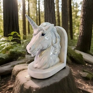 Vintage Einhorn Buchstütze Keramik weiße Farbglasur handbemalt schöne Skulptur - Bild 1 von 13