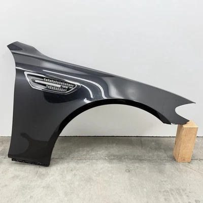 Panel guardabarros delantero derecho pasajero BMW M5 F10 12-16 zafiro negro OEM Foto 1 de 4