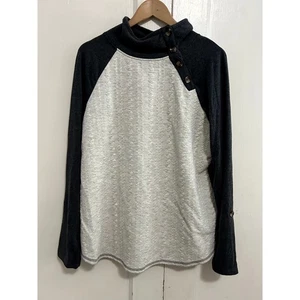 Suéter Suave Surrondings Talla Grande Gris/Crema Detalles Botones - Imagen 1 de 8